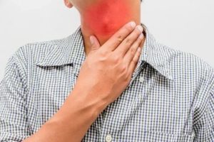 Чем можно облегчить симптомы и снять боль в горле?