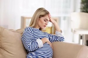 Болит голова при беременности