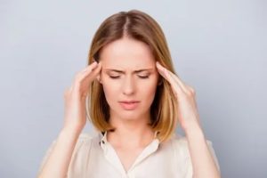 Почему беременным нельзя терпеть головную боль?