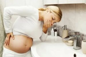 Вызвать рвоту при беременности